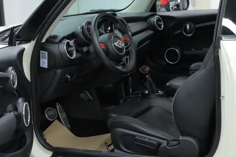 2016 MINI 1.5T COOPER Avant-garde — миниатюра 16