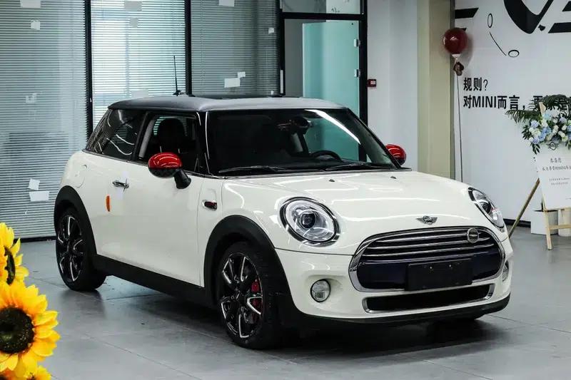 2016 MINI 1.5T COOPER Avant-garde — миниатюра 3