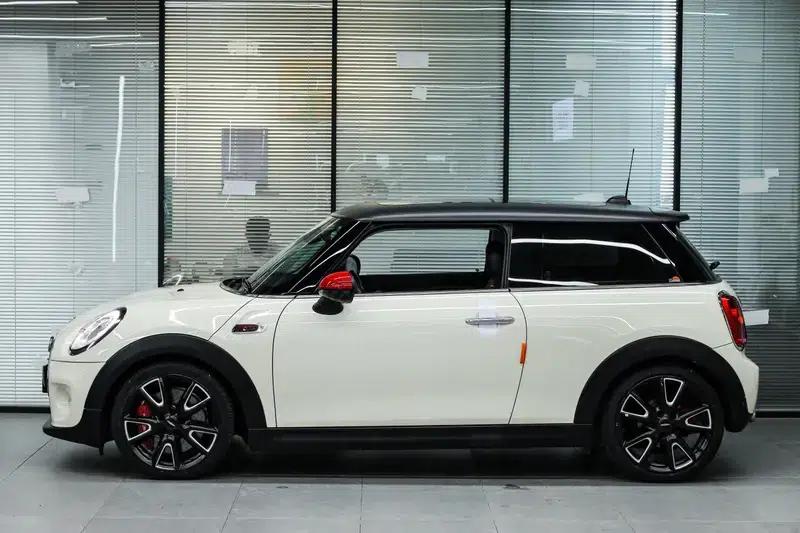 2016 MINI 1.5T COOPER Avant-garde — миниатюра 4