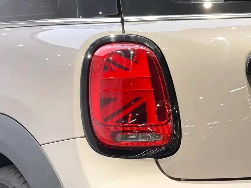 MINI 2022 1.5T COOPER Artist — миниатюра 13