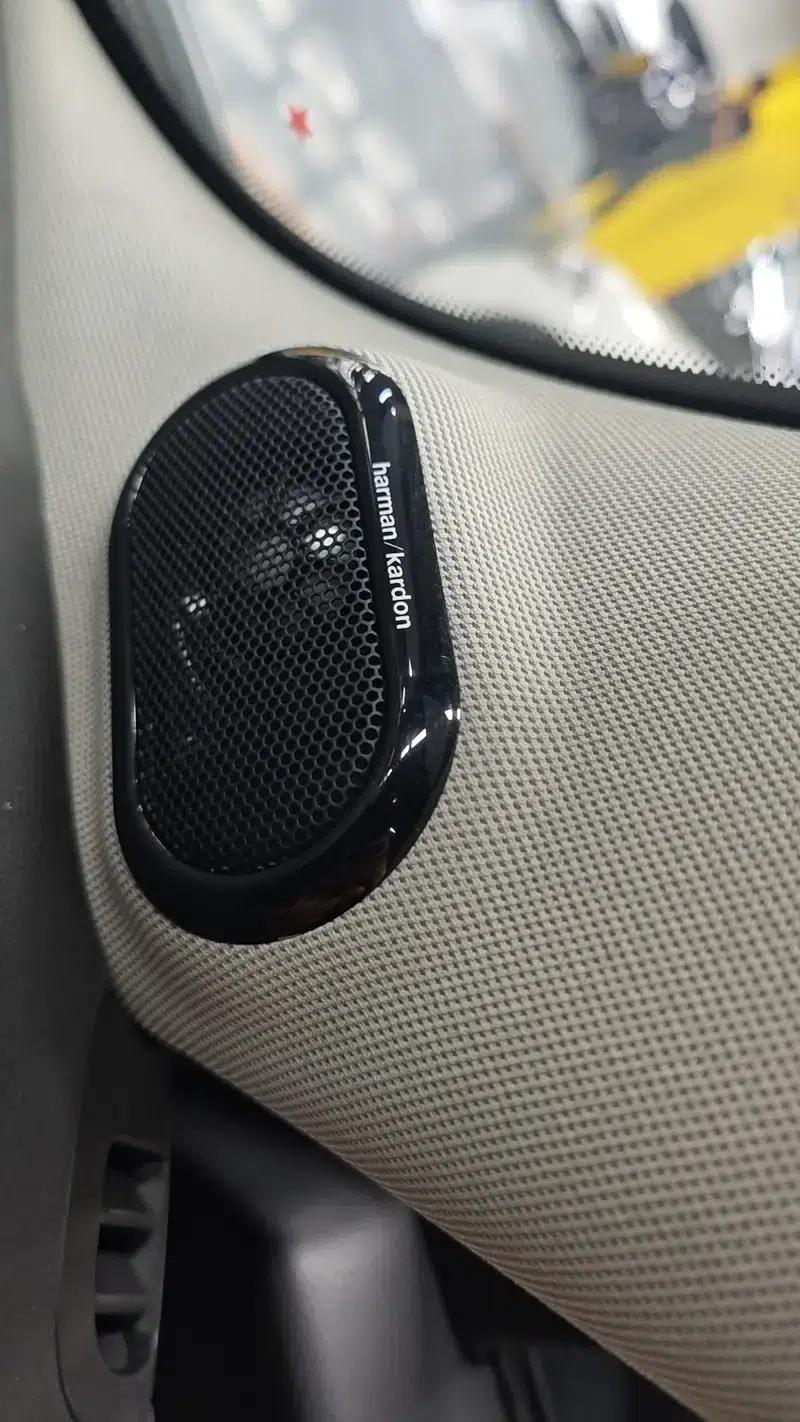 MINI 2022 1.5T COOPER Artist — миниатюра 21
