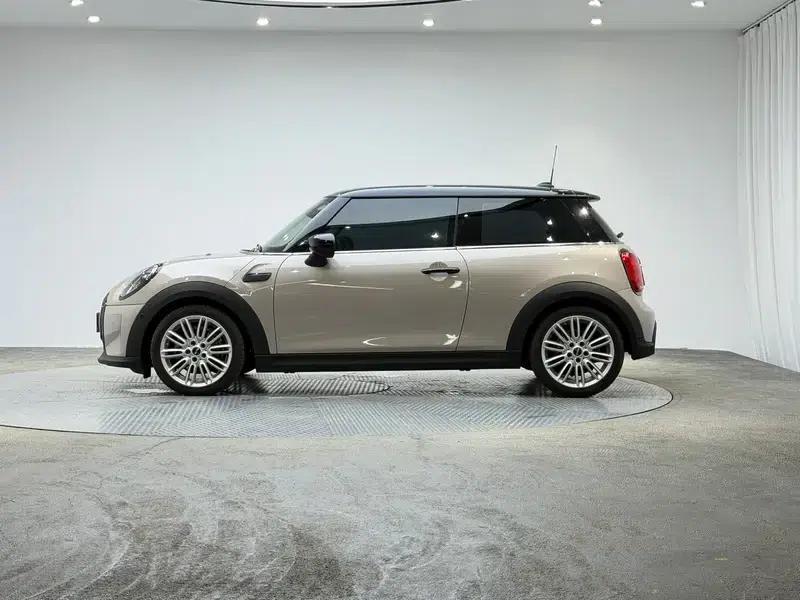 MINI 2022 1.5T COOPER Artist — миниатюра 4