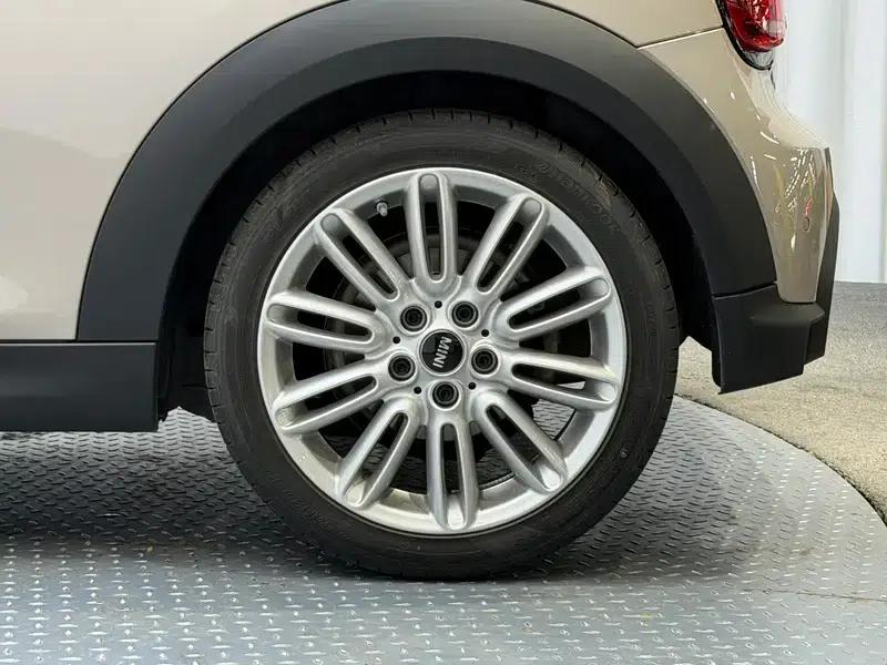 MINI 2022 1.5T COOPER Artist — миниатюра 9