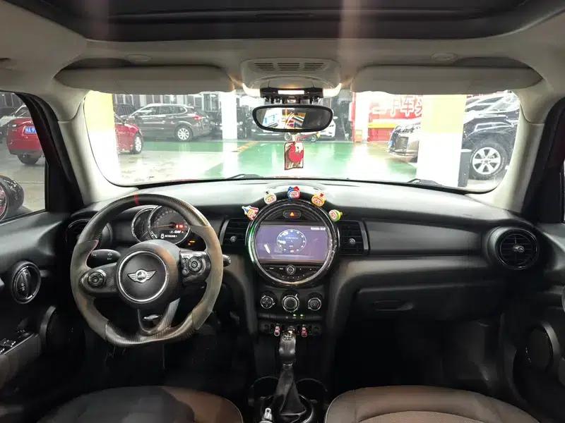 2015 MINI 1.2T ONE 5-Door — миниатюра 6