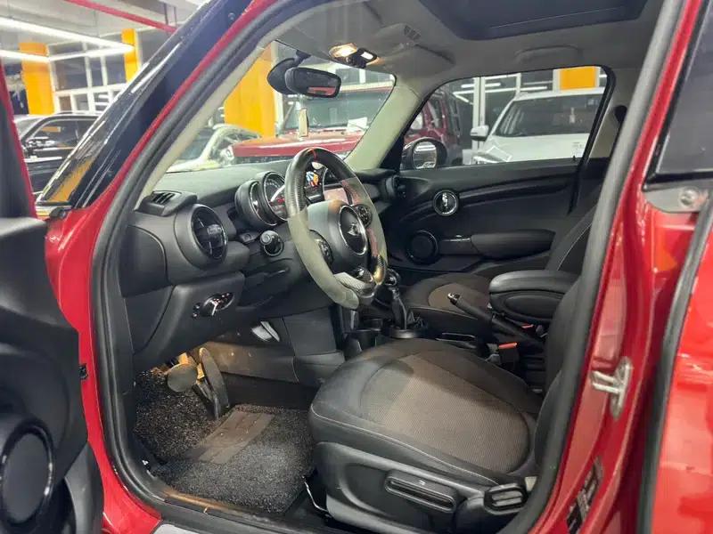2015 MINI 1.2T ONE 5-Door — миниатюра 8