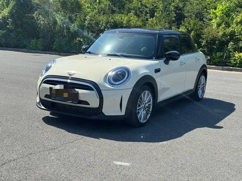 2022 MINI 1.5T COOPER 5-Door The Coopers Anniversary Edition — миниатюра 1
