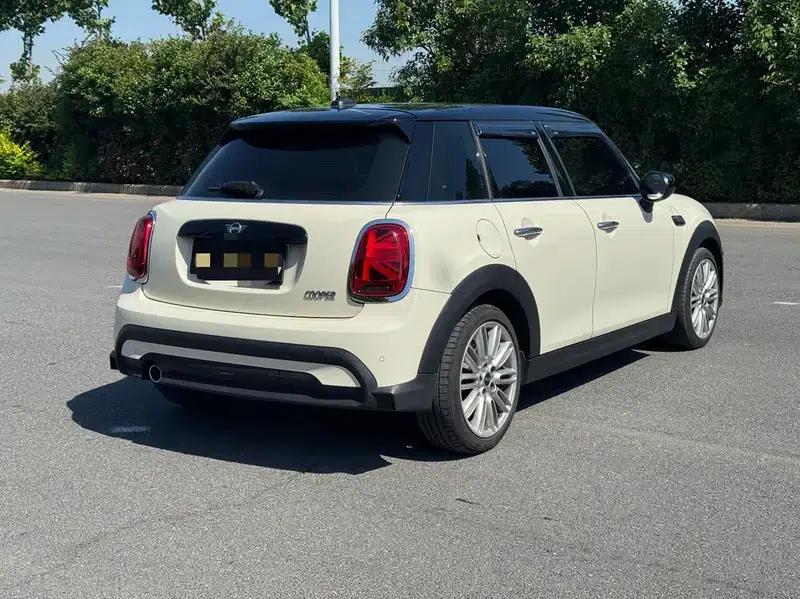 2022 MINI 1.5T COOPER 5-Door The Coopers Anniversary Edition — миниатюра 6