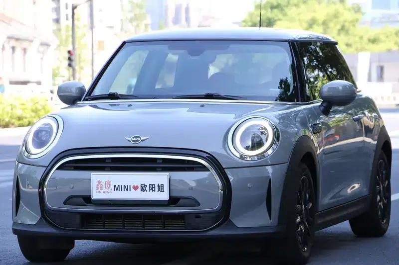 MINI 2022 Facelift 1.5T ONE — миниатюра 1