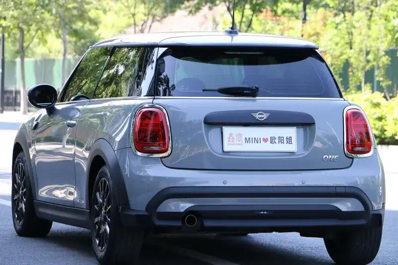 MINI 2022 Facelift 1.5T ONE — миниатюра 4
