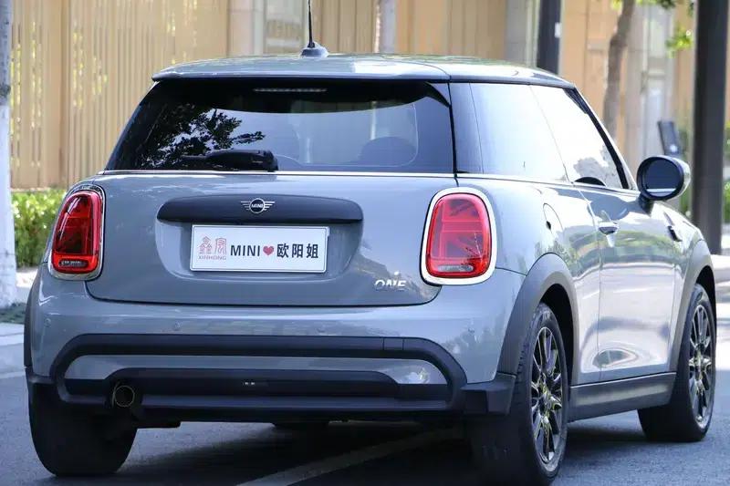 MINI 2022 Facelift 1.5T ONE — миниатюра 6