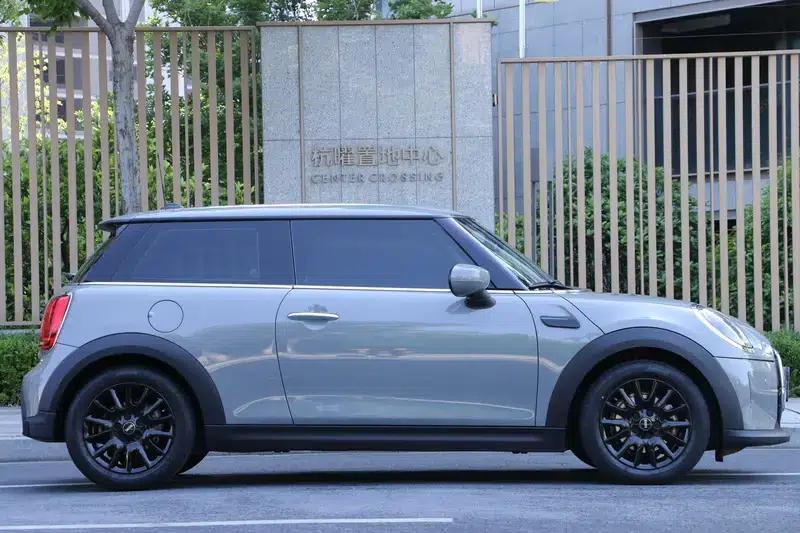 MINI 2022 Facelift 1.5T ONE — миниатюра 7