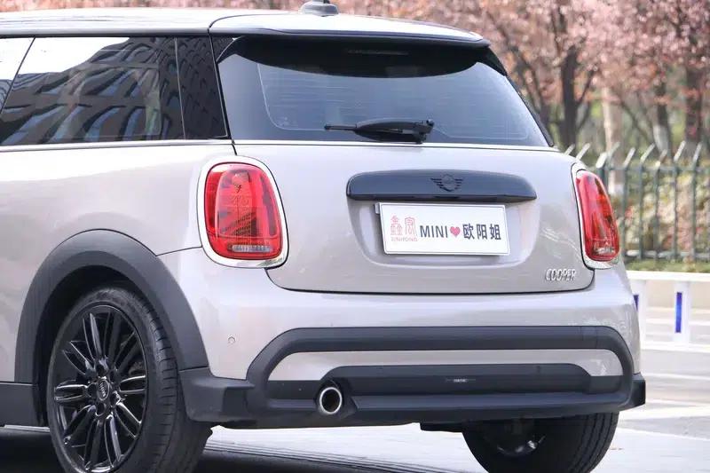 MINI 2022 Facelift 1.5T COOPER Artist — миниатюра 9