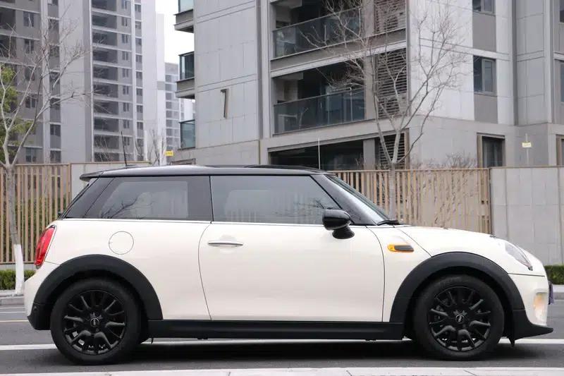 2016 MINI 1.5T COOPER — миниатюра 7