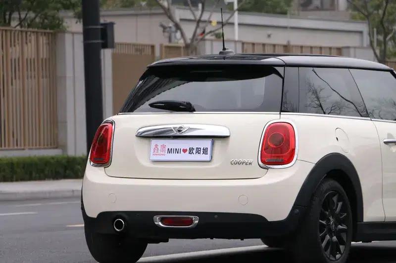 2016 MINI 1.5T COOPER — миниатюра 8