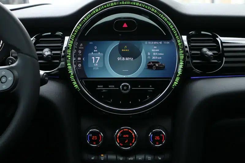 MINI 2023 2.0T COOPER S Arc Light Special Edition — миниатюра 24
