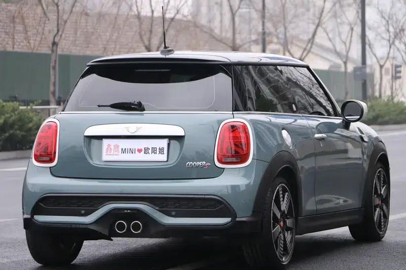 MINI 2023 2.0T COOPER S Arc Light Special Edition — миниатюра 7