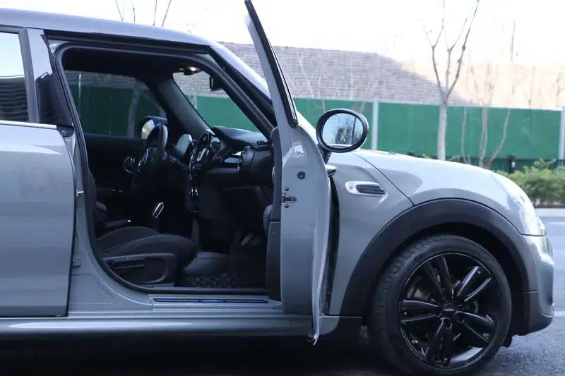 2021 MINI 1.5T COOPER Racer 5-Door Edition — миниатюра 7