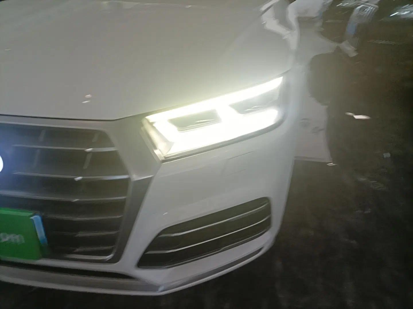 Audi Q5L 2018 45 TFSI Prestige Fashion Edition China V Emission Standard — миниатюра 8