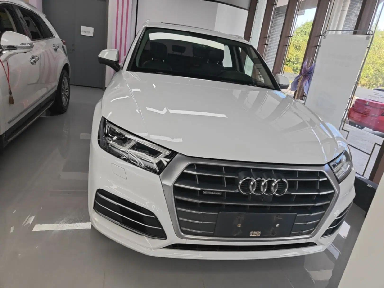 Audi Q5L 2018 45 TFSI Prestige Fashion Edition China VI Emission Standard — миниатюра 2