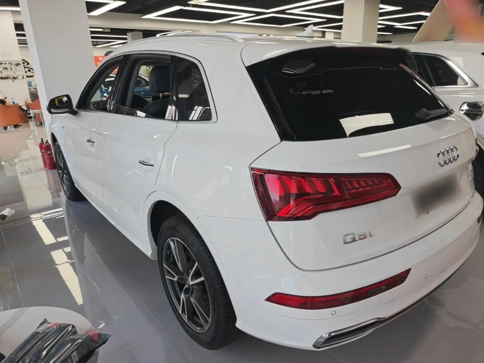 Audi Q5L 2018 45 TFSI Prestige Fashion Edition China VI Emission Standard — миниатюра 4