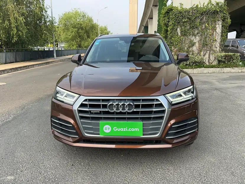 Audi Q5L 2018 45 TFSI Prestige Fashion Edition China V Emission Standard — миниатюра 12