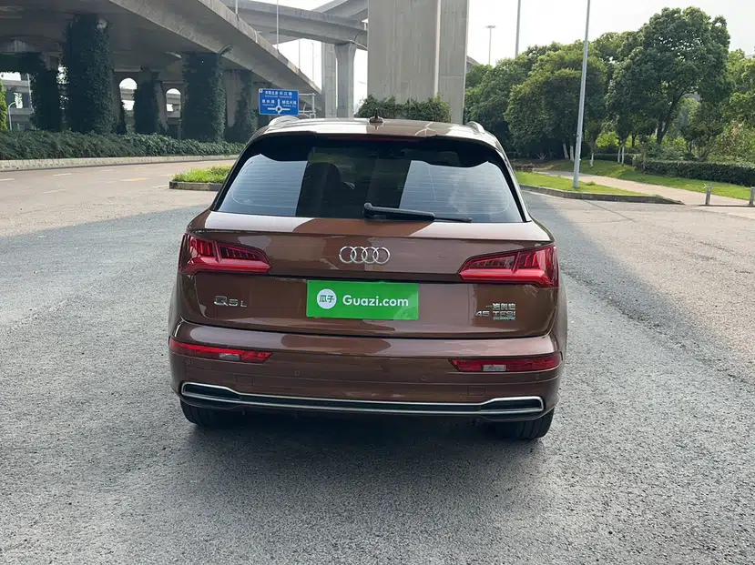 Audi Q5L 2018 45 TFSI Prestige Fashion Edition China V Emission Standard — миниатюра 14