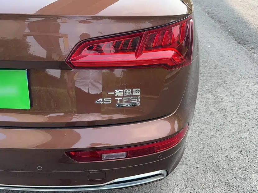 Audi Q5L 2018 45 TFSI Prestige Fashion Edition China V Emission Standard — миниатюра 16