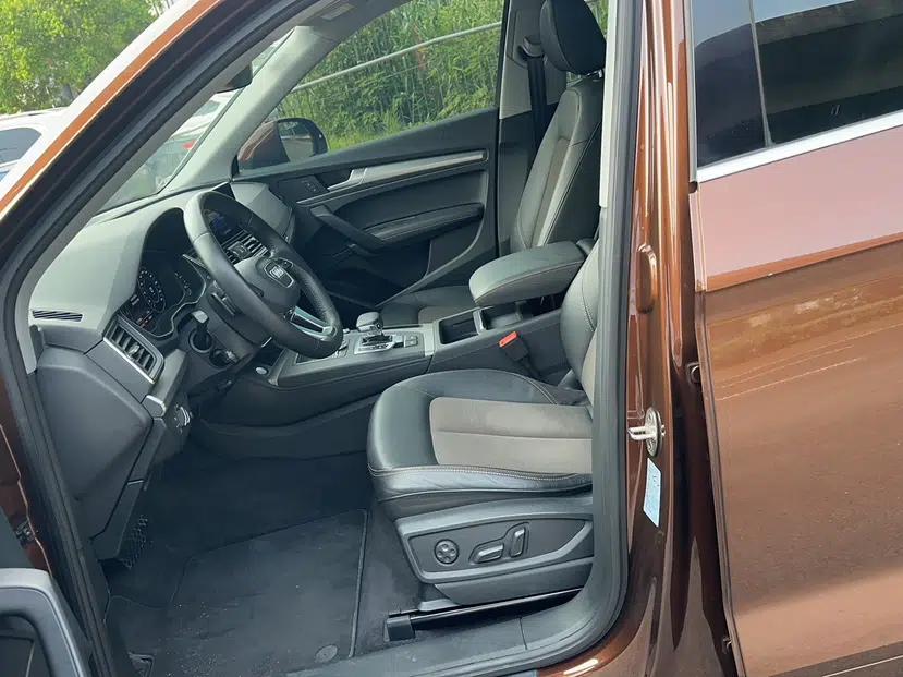 Audi Q5L 2018 45 TFSI Prestige Fashion Edition China V Emission Standard — миниатюра 25