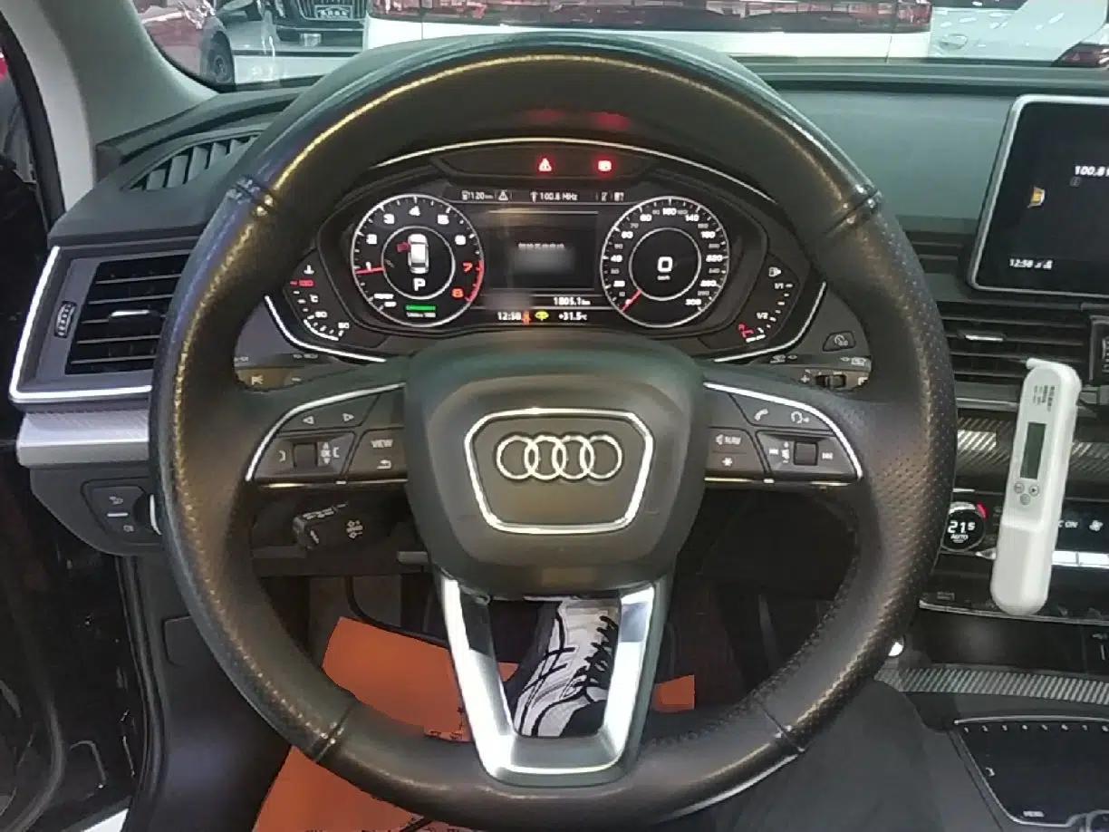 Audi Q5L 2020 45 TFSI Prestige Fashion Model — миниатюра 13
