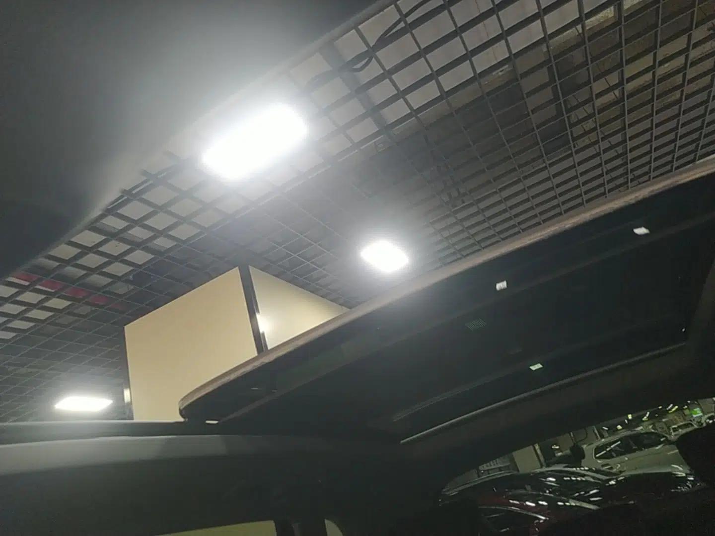 Audi Q5L 2022 45T Luxury Dynamic Model — миниатюра 21