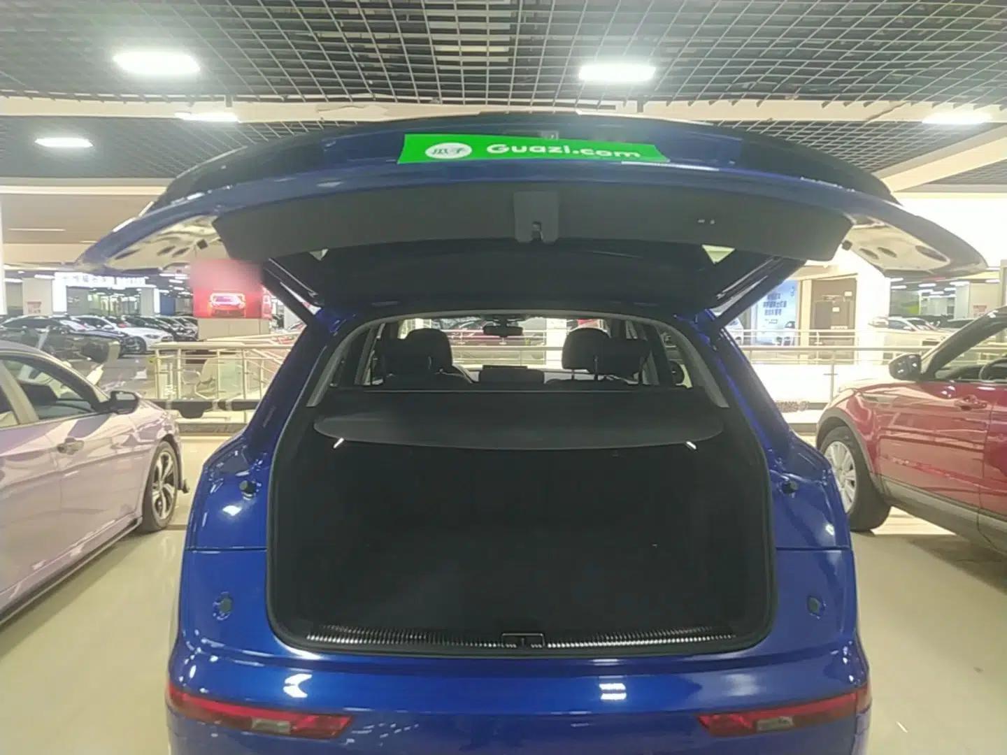 Audi Q5L 2022 45T Luxury Dynamic Model — миниатюра 22