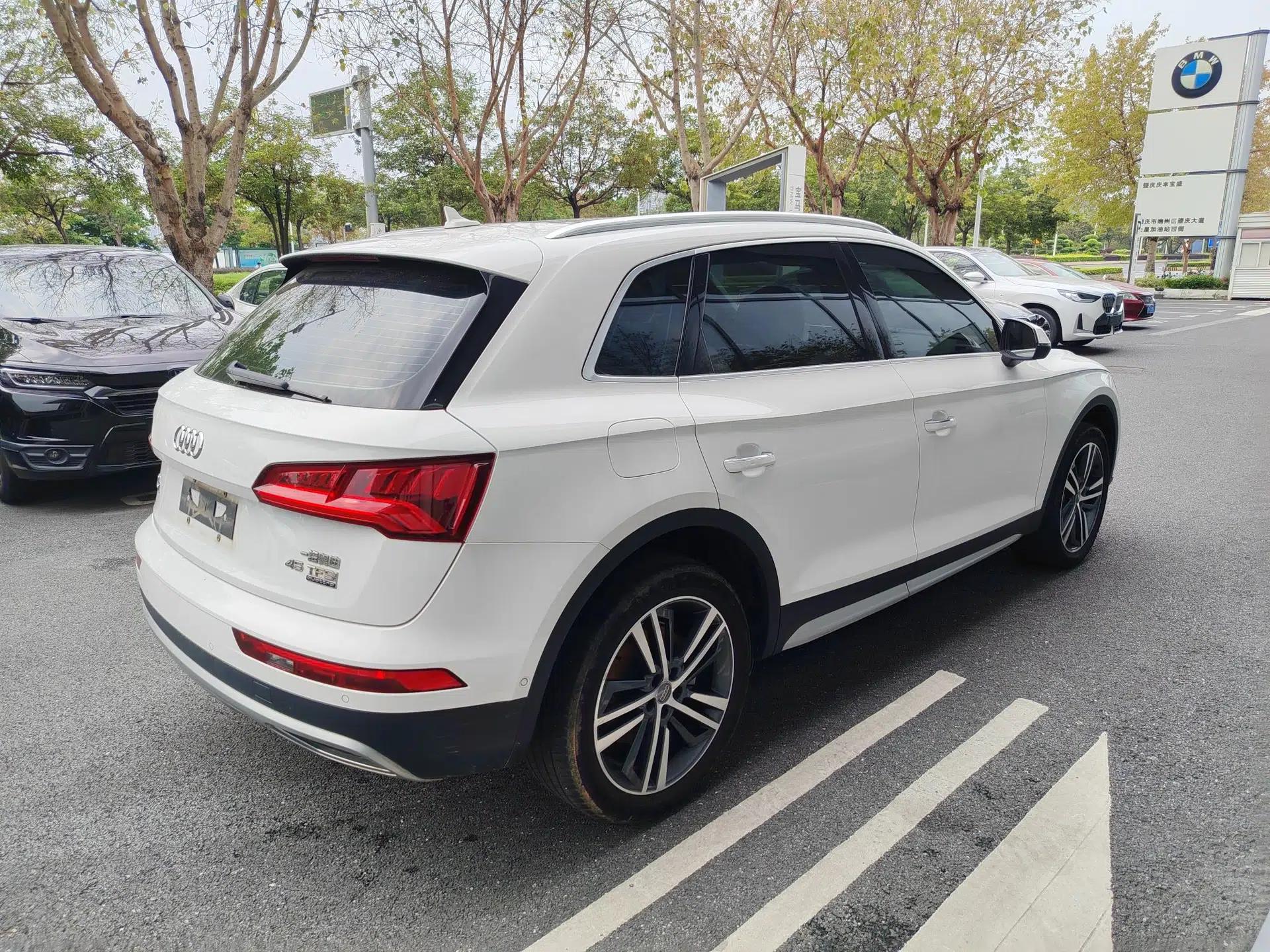 Audi Q5L 2020 45 TFSI Prestige Elegant Edition — миниатюра 5