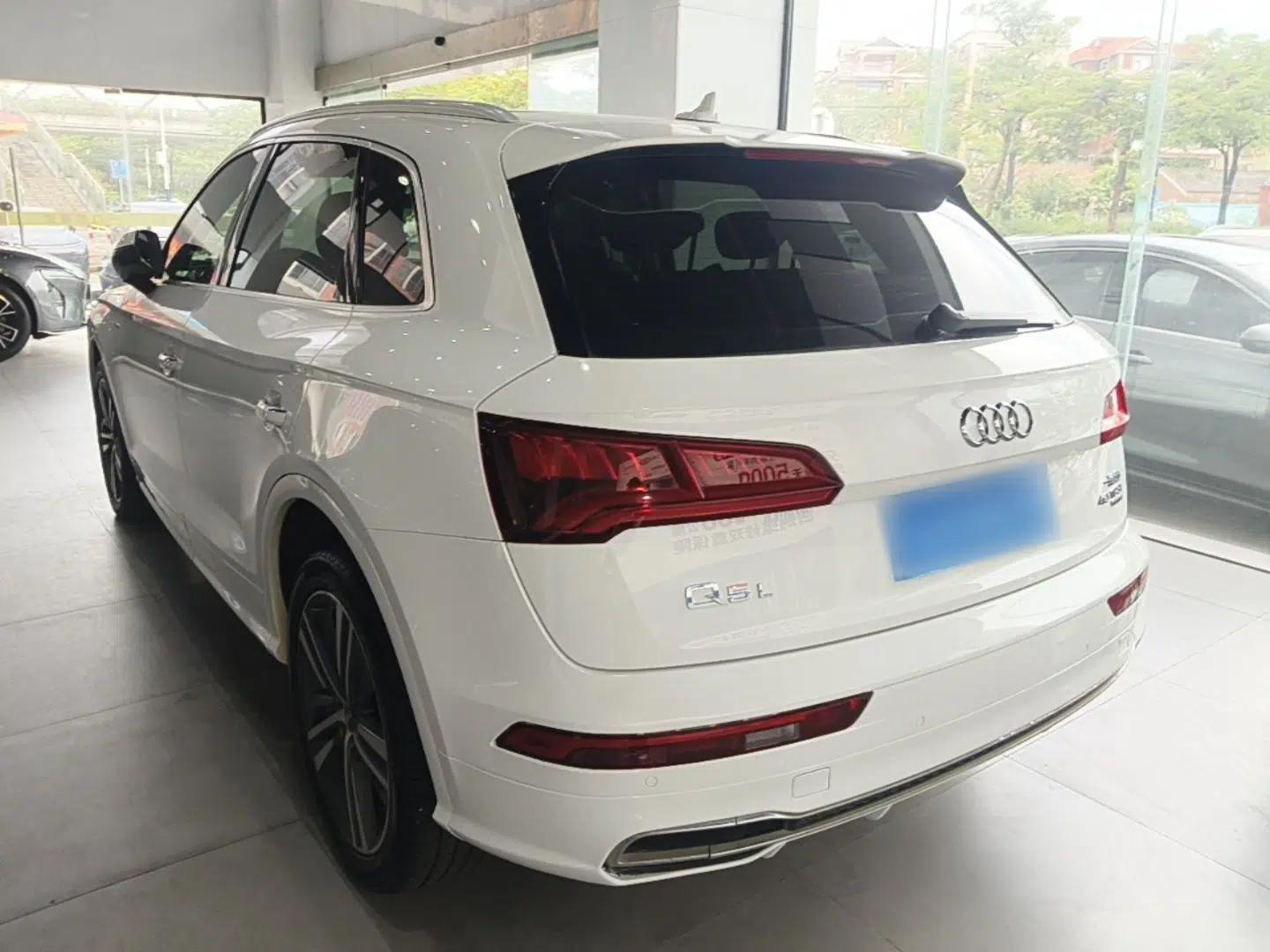 Audi Q5L 2020 40 TFSI Prestige Fashion Edition — миниатюра 4