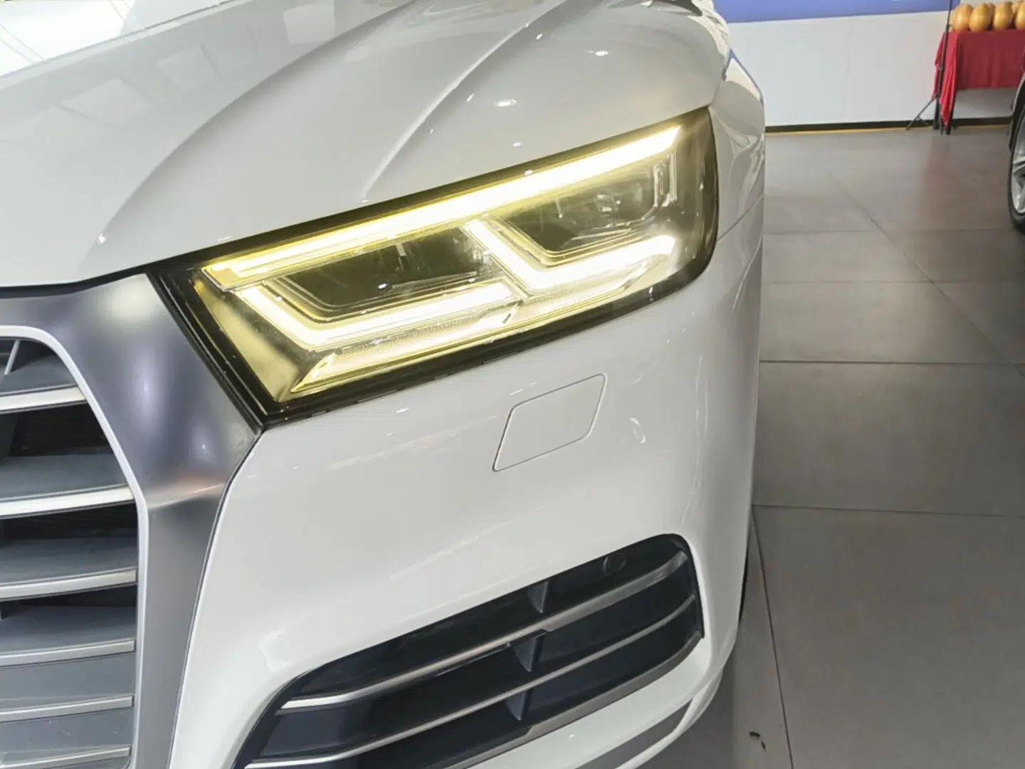 Audi Q5L 2020 40 TFSI Prestige Fashion Edition — миниатюра 8