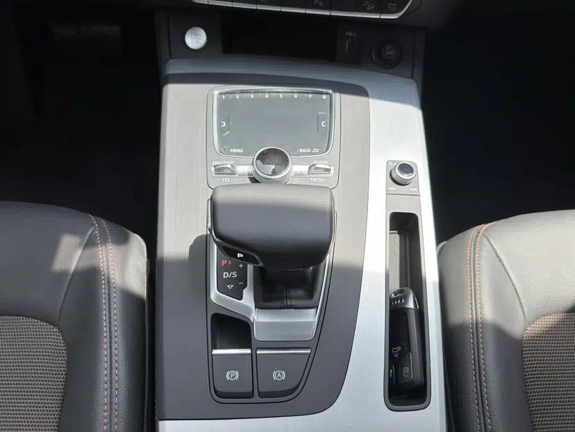 Audi Q5L 2018 40 TFSI Prestige Fashion Edition China VI — миниатюра 20