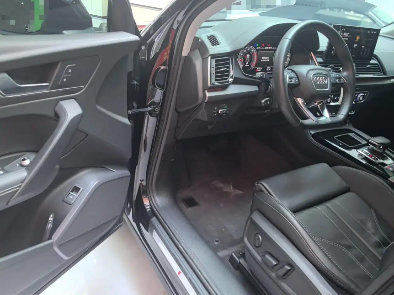 Audi Q5L 2022 40T Luxury Dynamic Model — миниатюра 18