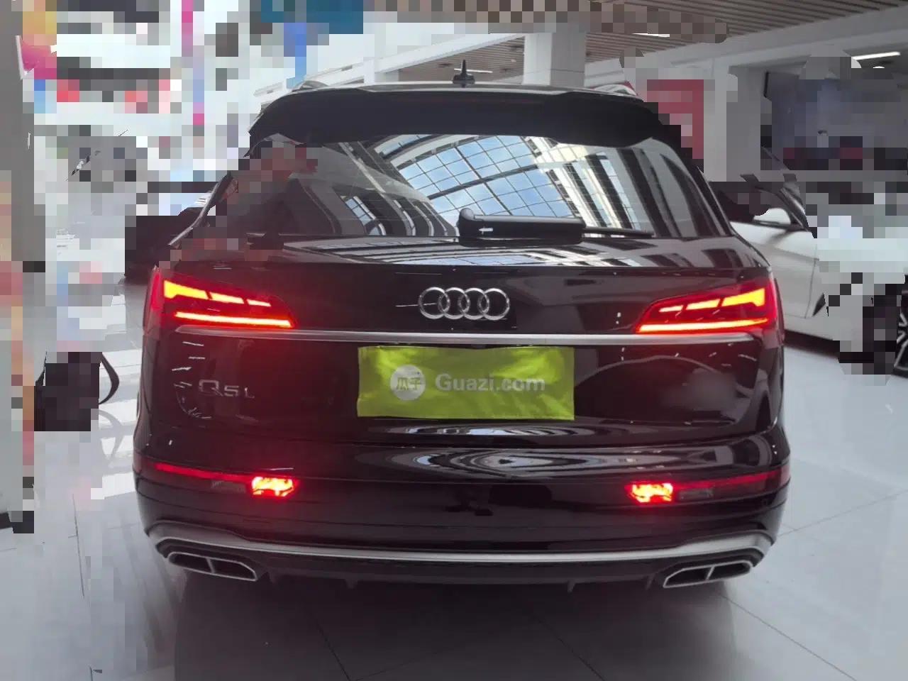 Audi Q5L 2022 40T Luxury Dynamic Model — миниатюра 5