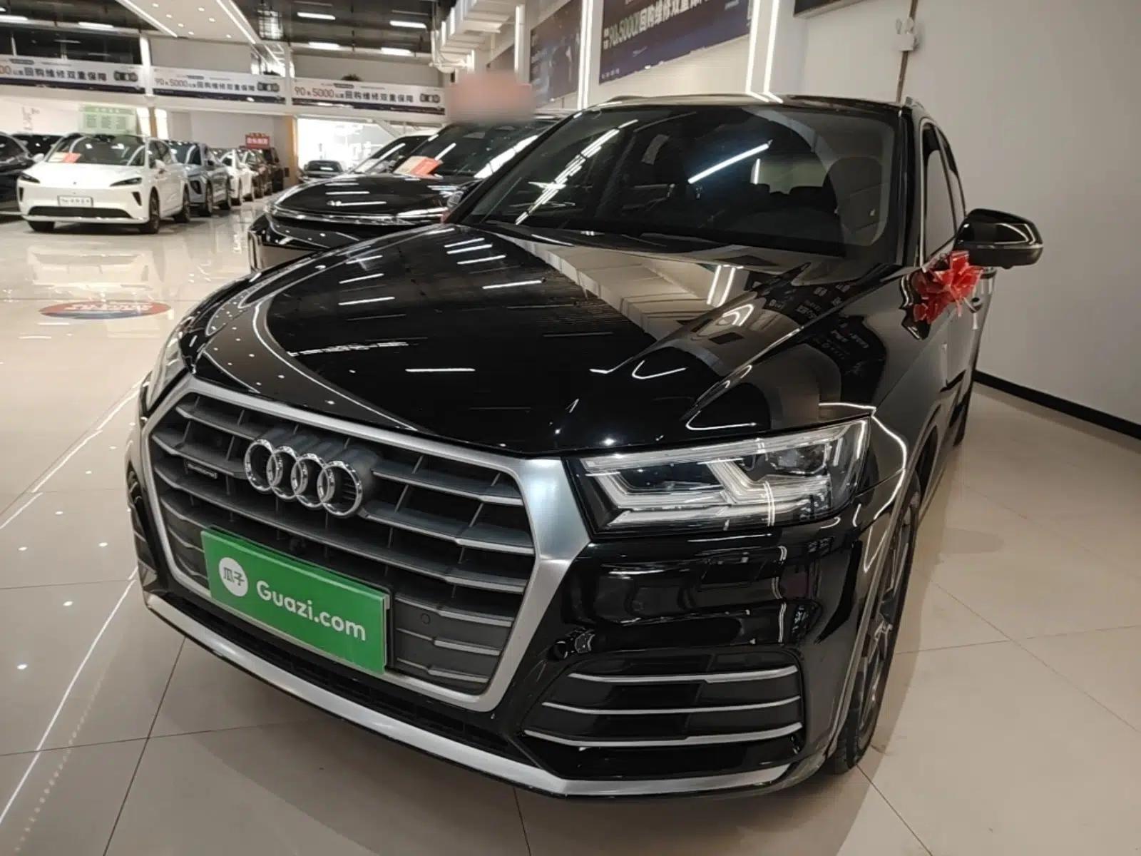 Audi Q5L 2020 Updated 40 TFSI Prestige Fashion Edition — миниатюра 1