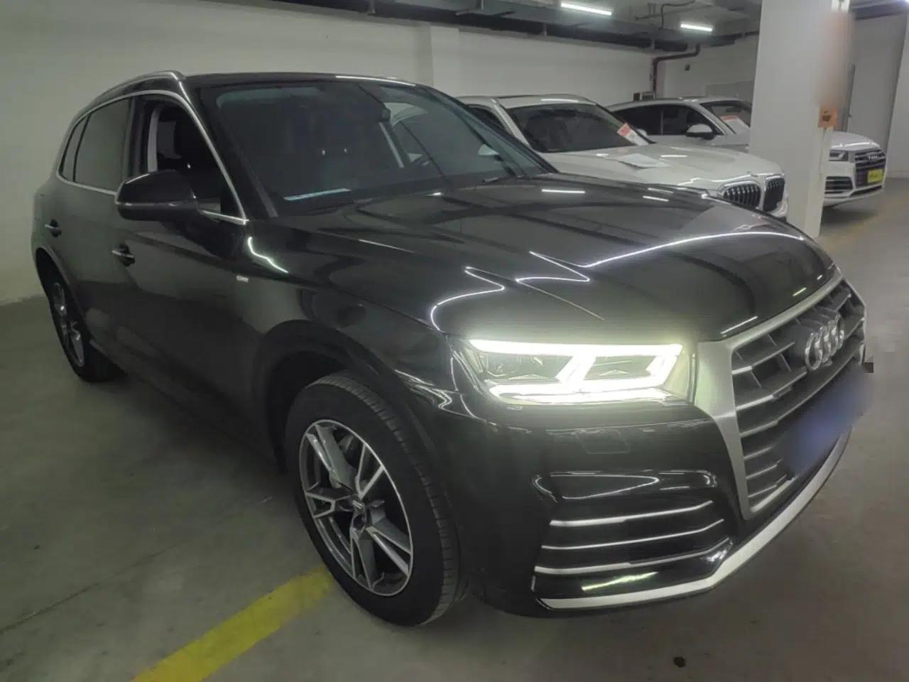 Audi Q5L 2020 45 TFSI Prestige Fashion Model — миниатюра 3