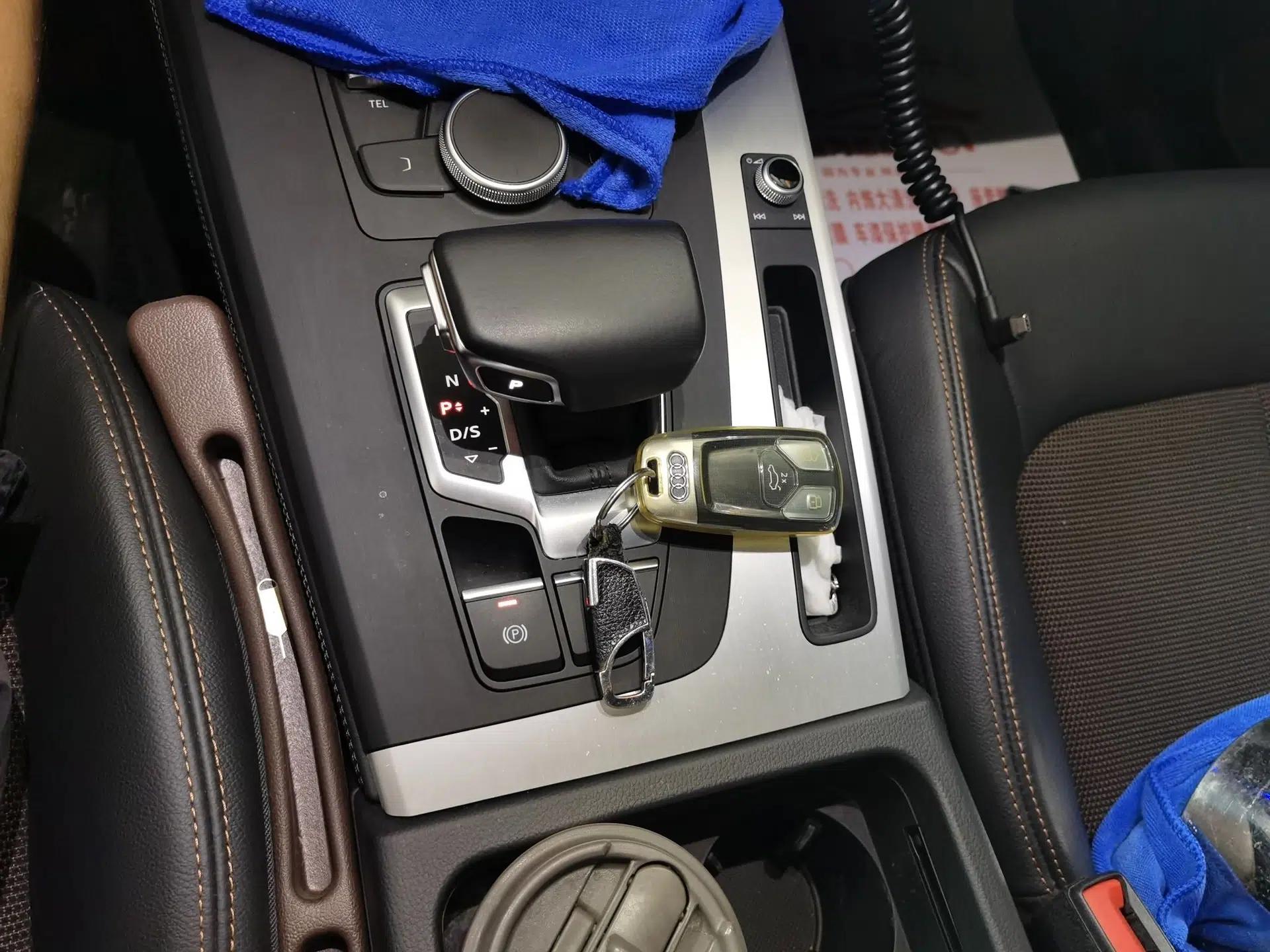 Audi Q5L 2020 40 TFSI Prestige Edition — миниатюра 14