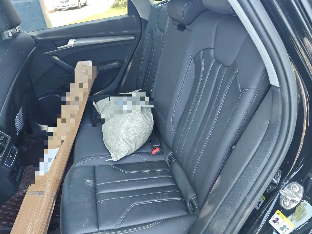 Audi Q5L 2022 40T Luxury Dynamic Model — миниатюра 17