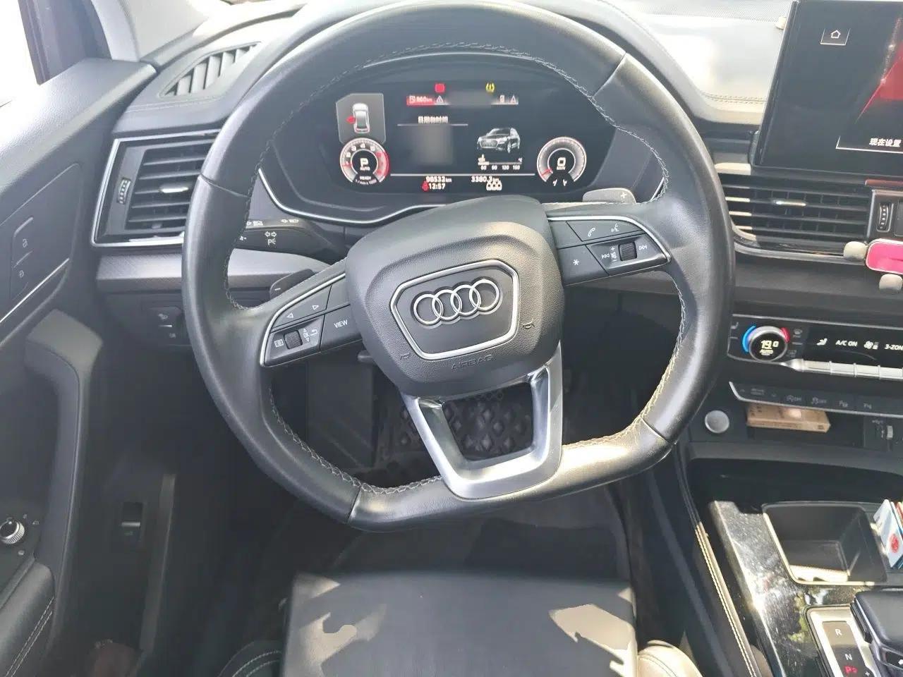 Audi Q5L 2022 40T Luxury Dynamic Model — миниатюра 10