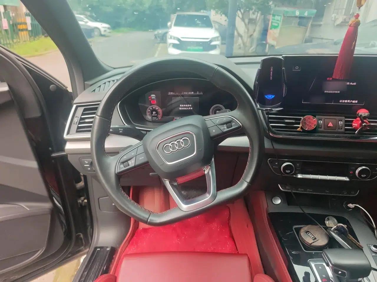 Audi Q5L 2023 40T Luxury Dynamic Model — миниатюра 10