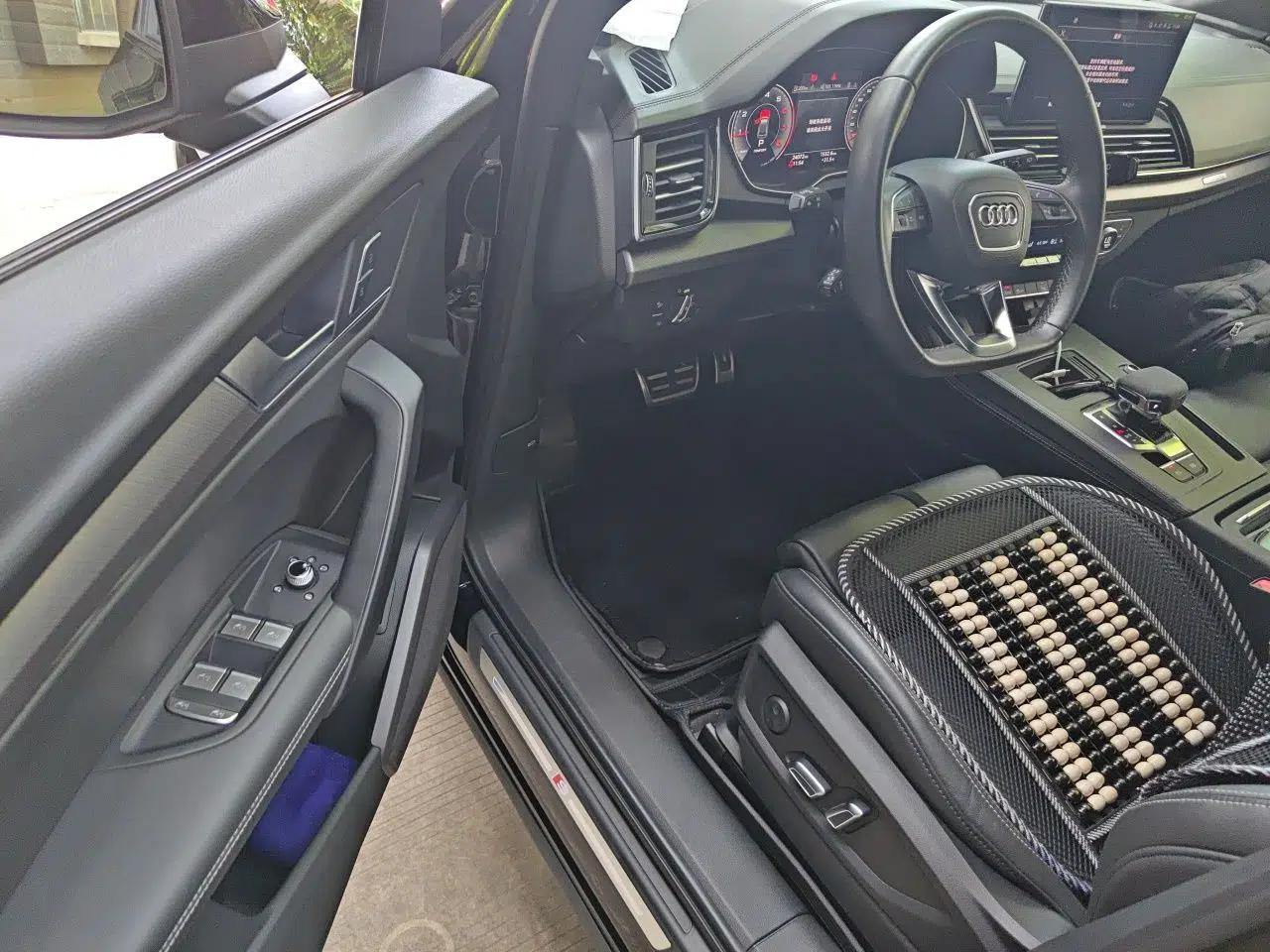 Audi Q5L 2023 40T Luxury Dynamic Model — миниатюра 16