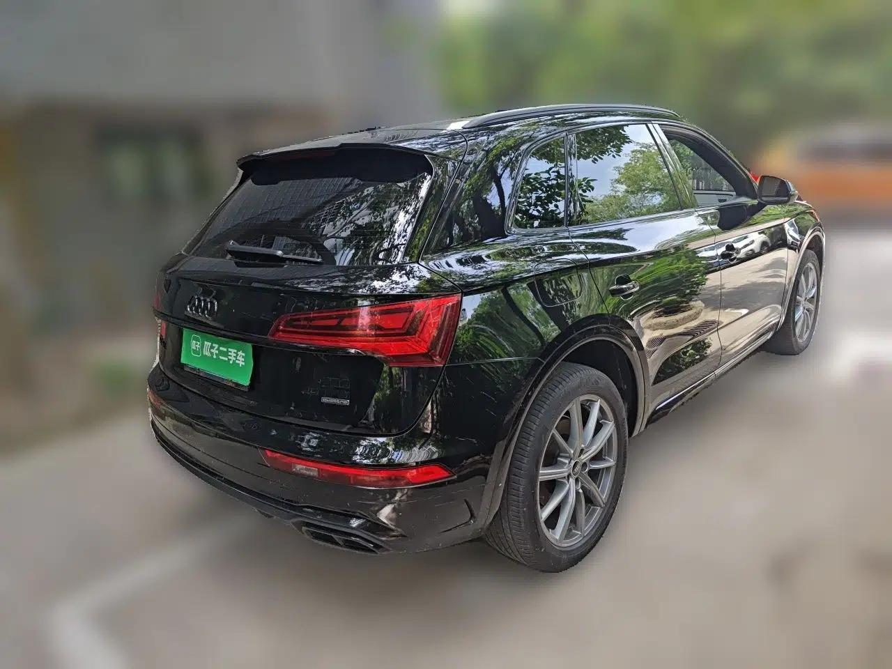 Audi Q5L 2023 40T Luxury Dynamic Model — миниатюра 6