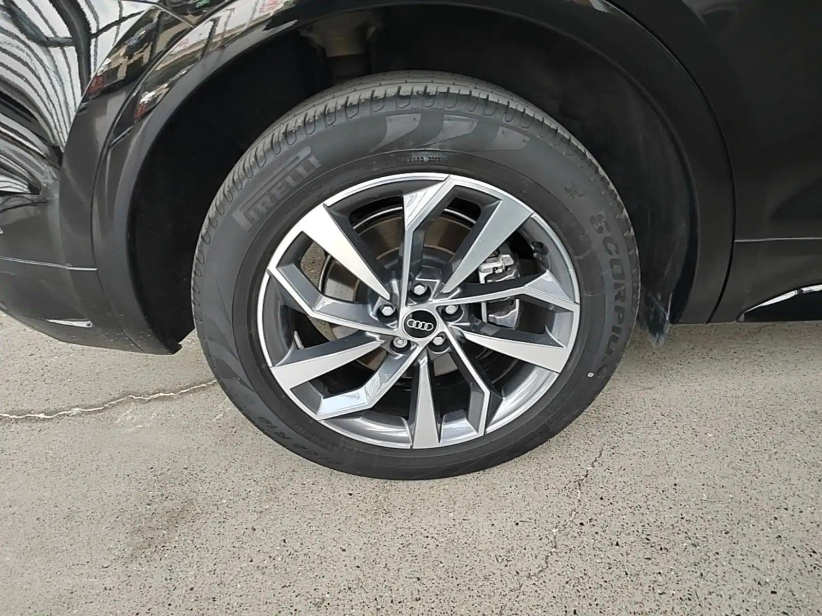 Audi Q5L 2024 40 TFSI Luxury Dynamic Edition — миниатюра 11