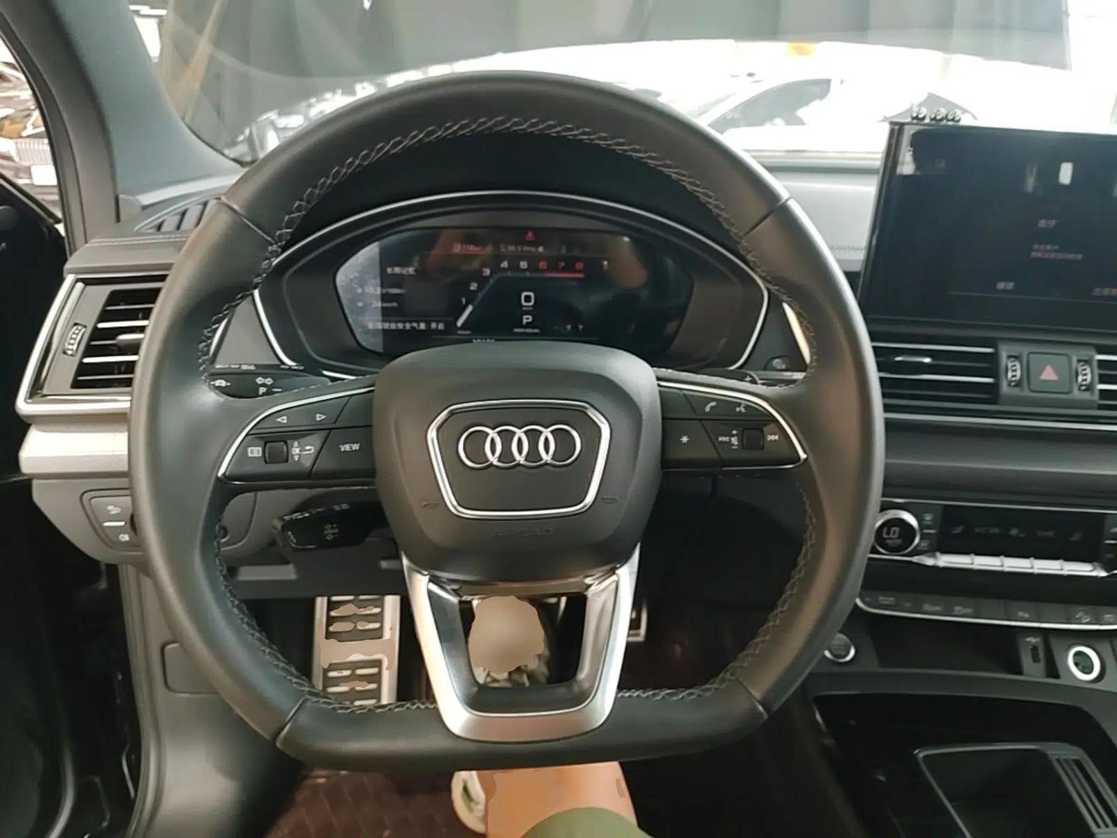 Audi Q5L 2024 40 TFSI Luxury Dynamic Edition — миниатюра 13