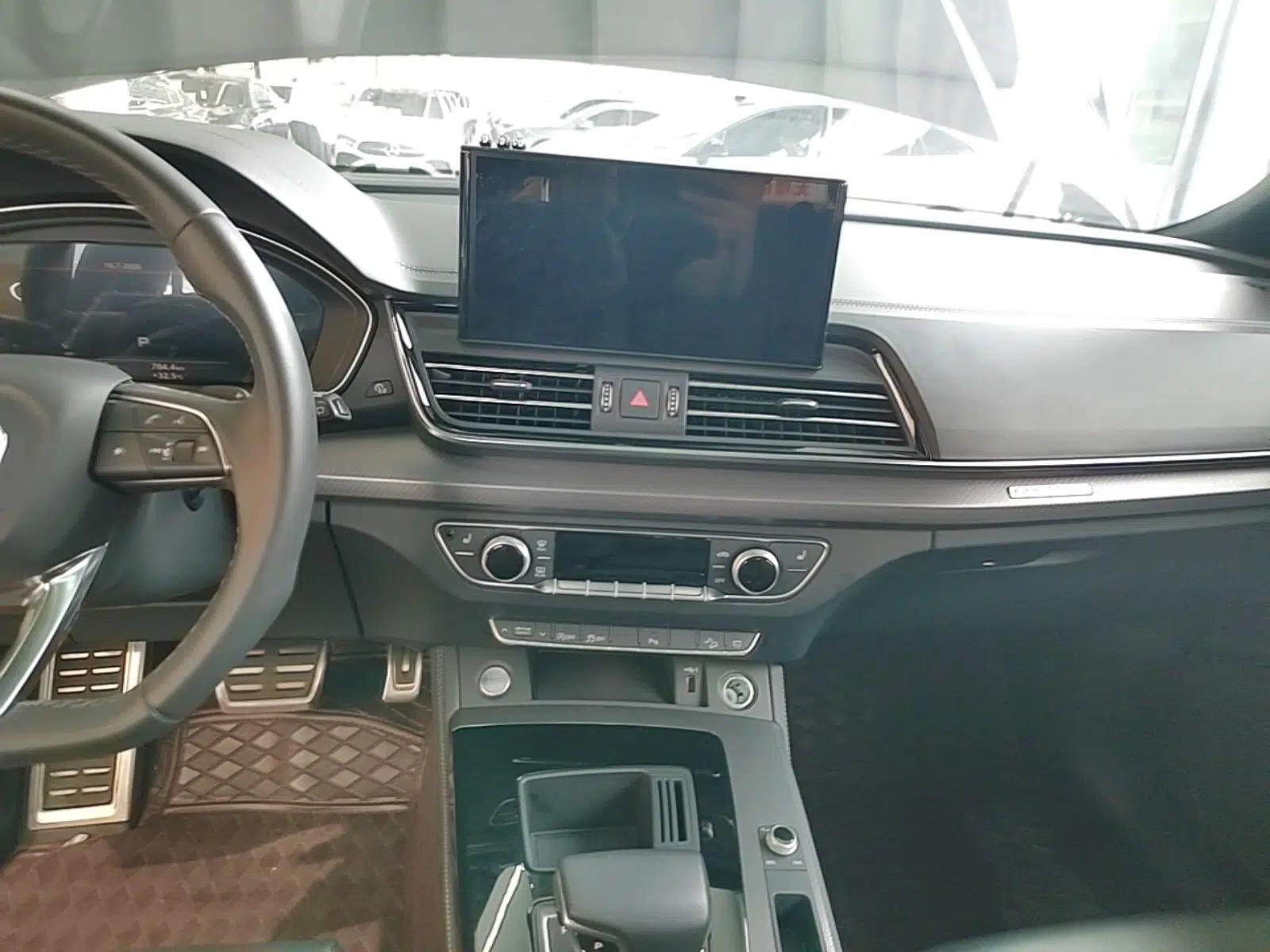 Audi Q5L 2024 40 TFSI Luxury Dynamic Edition — миниатюра 15