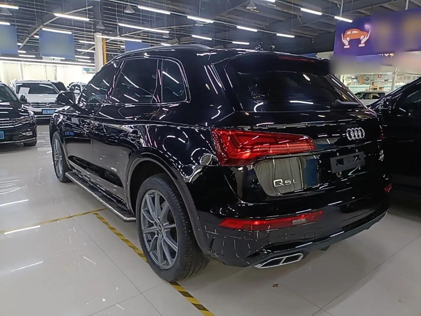 Audi Q5L 2022 40T Fashionable and Dynamic Model — миниатюра 13