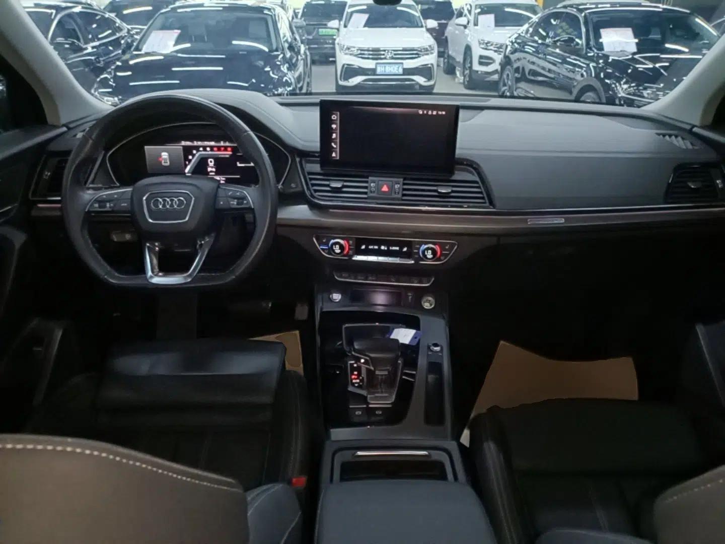Audi Q5L 2022 40T Fashionable and Dynamic Model — миниатюра 17